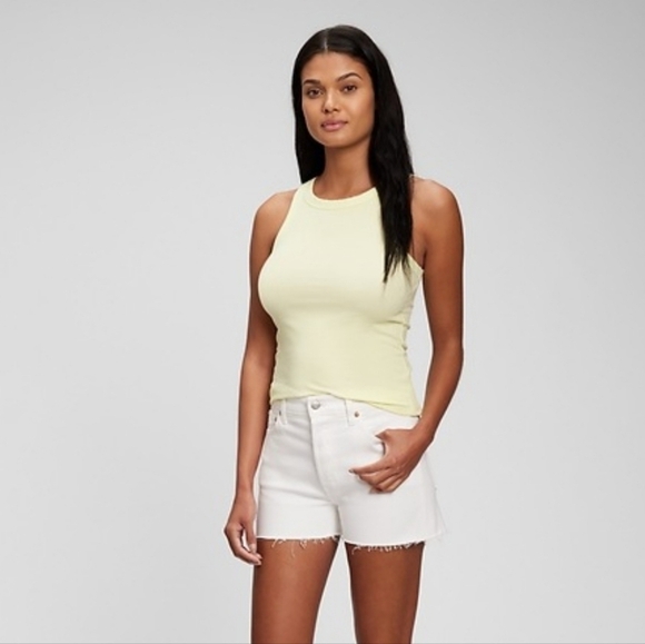 NWT GAP High Rise White Shorts Cheeky size 16 / 33 tall - Picture 1 of 8